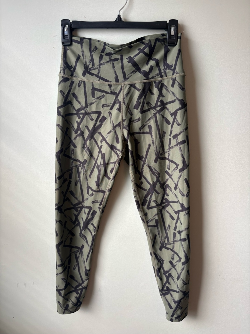 Women’s Olive Green Printed Active Leggings